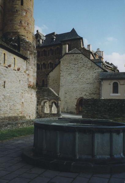 cloître, aile est, vue générale