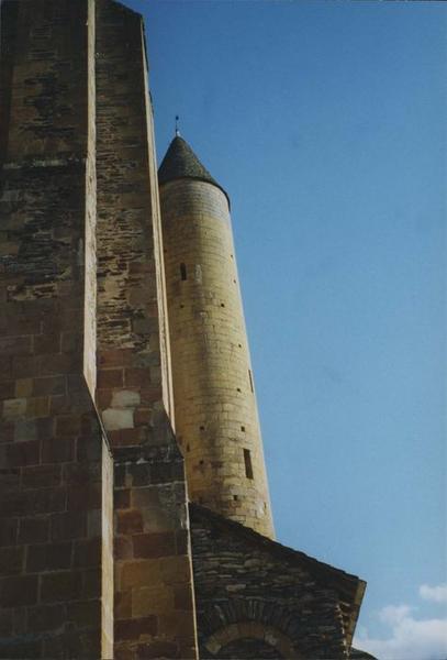 tour d'escalier sud, vue générale