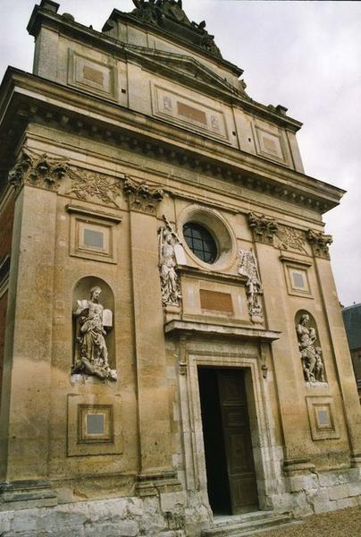 chapelle funéraire, façade sud, vue générale