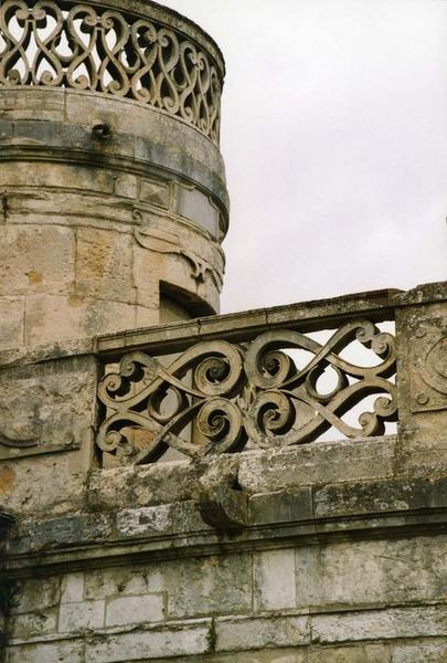 portail monumental, façade sud, détail