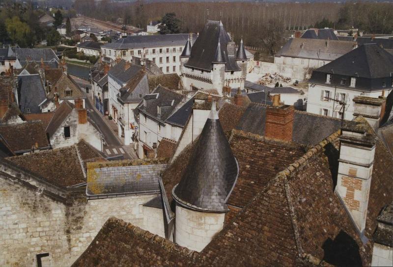 vue générale de la porte dans son environnement