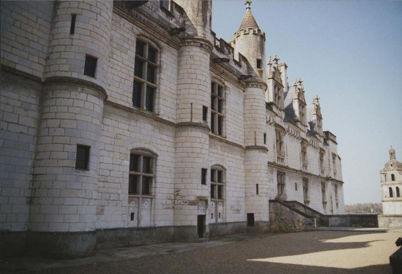 ancien palais royal, façade est, vue générale