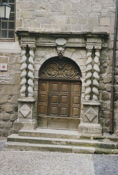 porte d'accès, vue générale