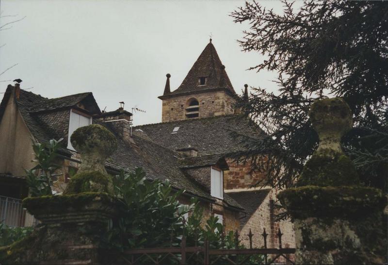 vue partielle du clocher