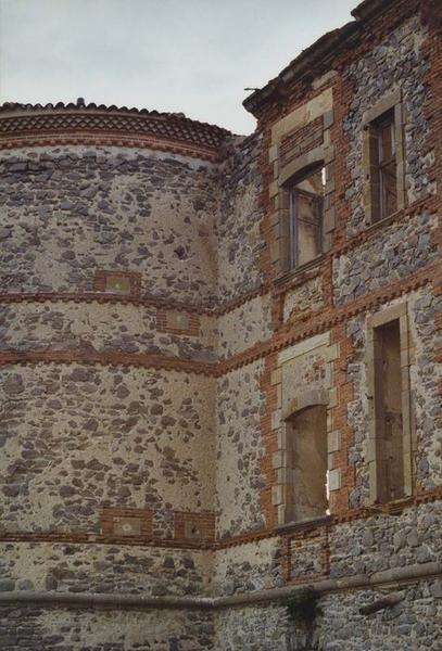 façade sud, vue partielle