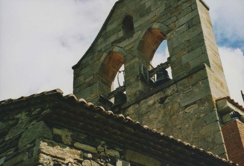 vue partielle du clocher peigne