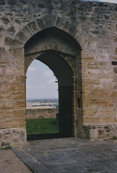 Ancienne église Notre-Dame : ancien porche nord, vue générale