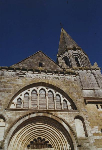 chapelle Saint-Laurent, façade occidentale, vue partielle