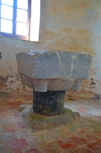 fonts baptismaux (cuve baptismale), vue générale