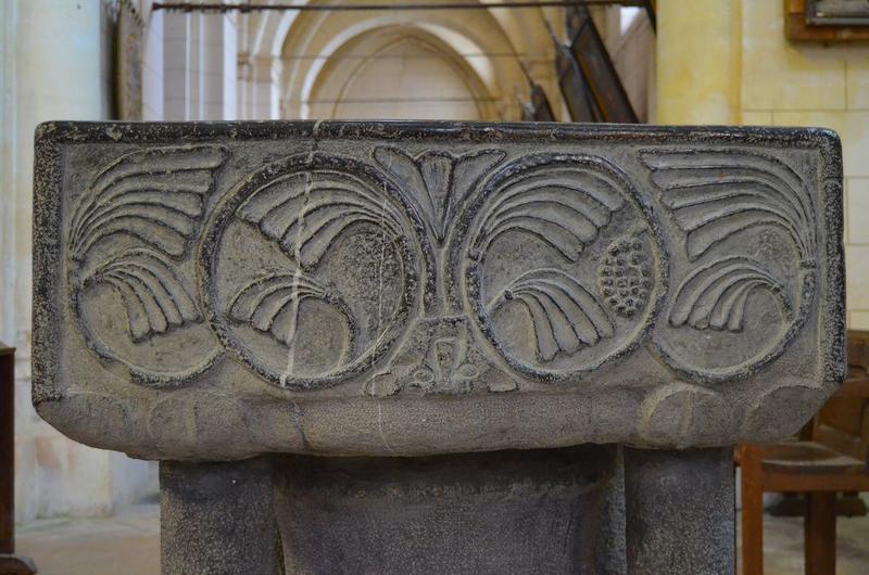 fonts baptismaux (cuve baptismale), détail - © Ministère de la Culture (France), Médiathèque du patrimoine et de la photographie, diffusion RMN-GP