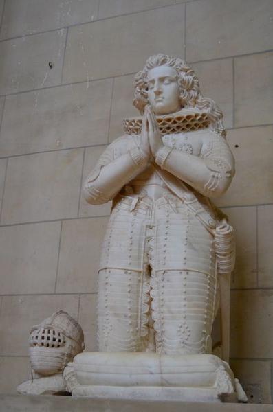 statue : Philippe de Castille, vue générale