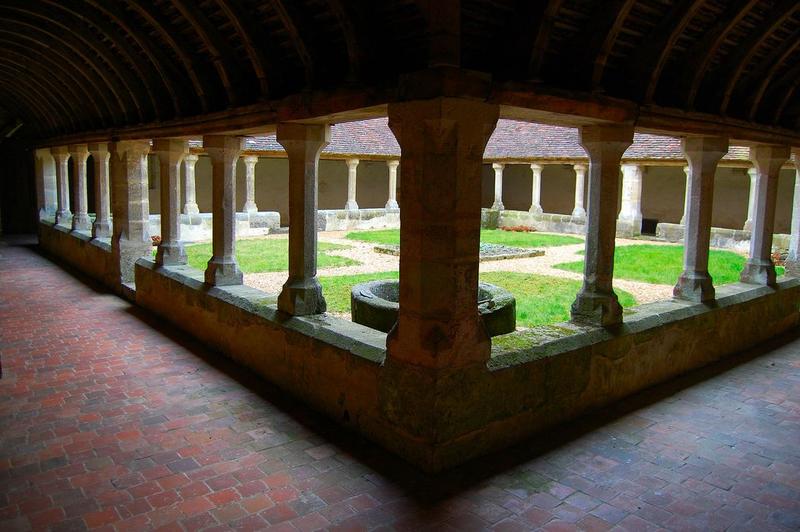 vue générale du cloître