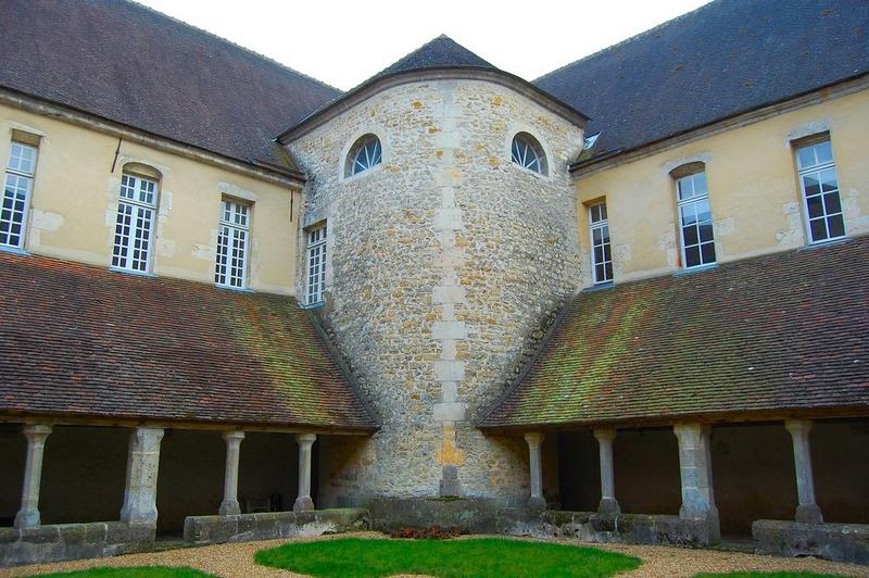 vue générale du cloître