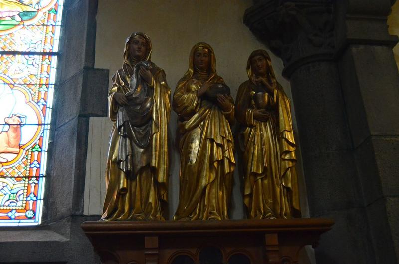 groupe sculpté : Les Trois Marie, vue générale