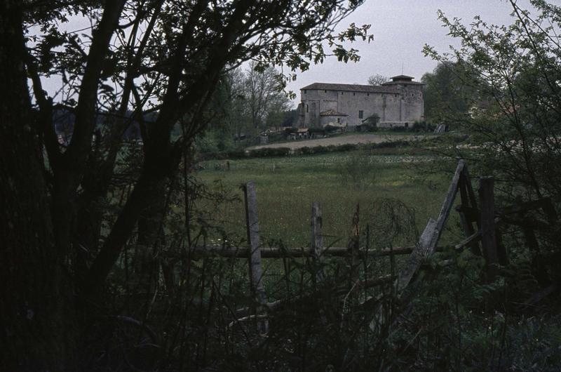 Vue éloignée sur l'ensemble nord-est