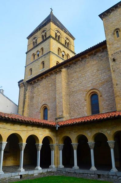 Eglise collégiale Saint-Pierre et Saint-Gaudens