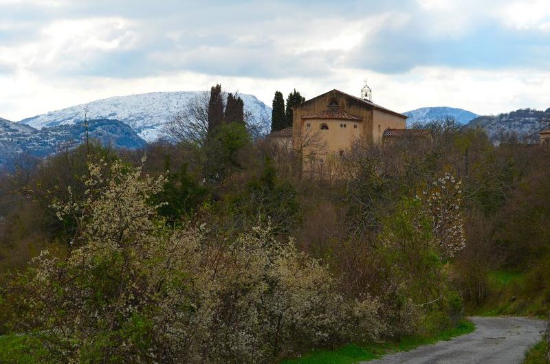 vue générale de la chapelle dans son environnement