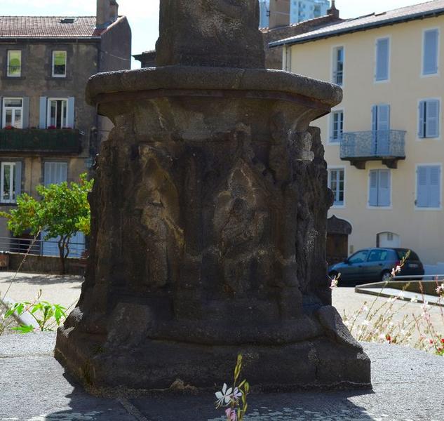 détail du socle