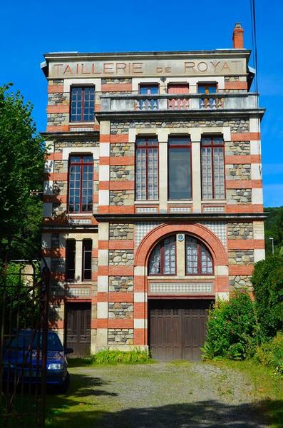 façade est, vue générale