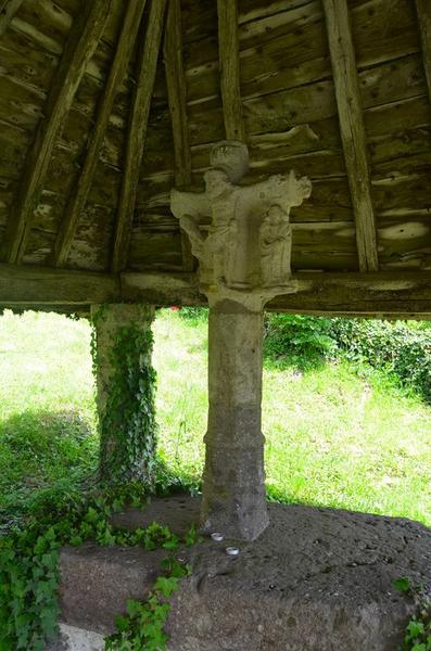 croix de cimetière, vue générale