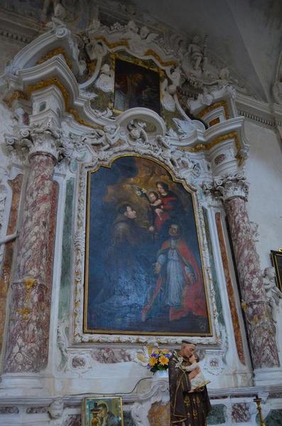 autel, retable de saint Antoine-de-Padoue, tableau : la Vierge présentant Jésus à saint Antoine de Padoue, vue générale - © Ministère de la Culture (France), Médiathèque du patrimoine et de la photographie, diffusion RMN-GP