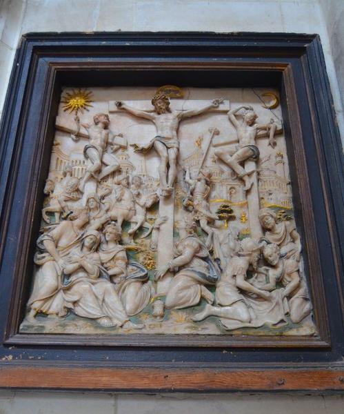 bas-relief : Crucifixion, vue générale - © Ministère de la Culture (France), Médiathèque du patrimoine et de la photographie, diffusion RMN-GP