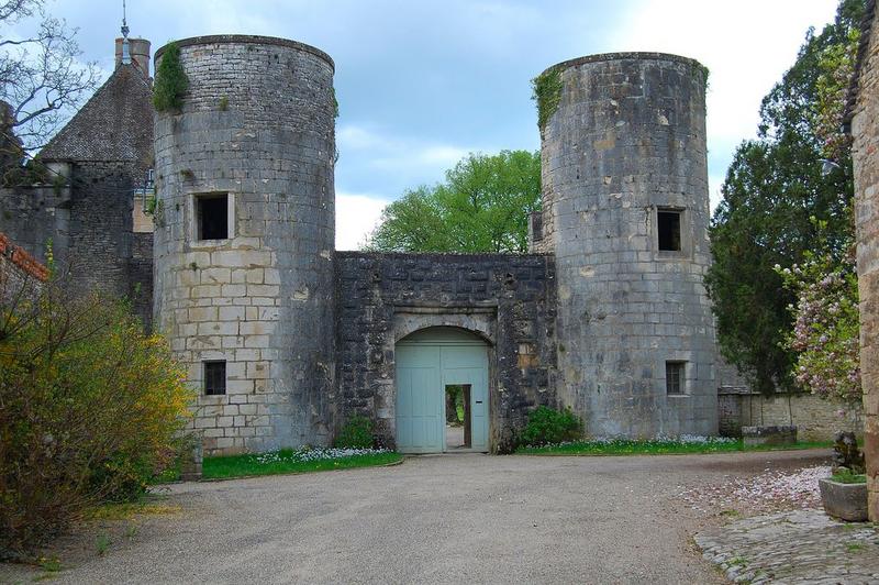 ouvrage d'entrée, façade nord, vue générale