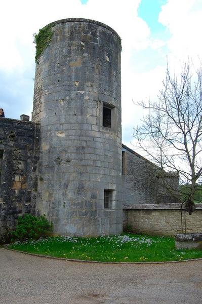 ouvrage d'entrée, façade nord, tour nord-ouest, vue générale