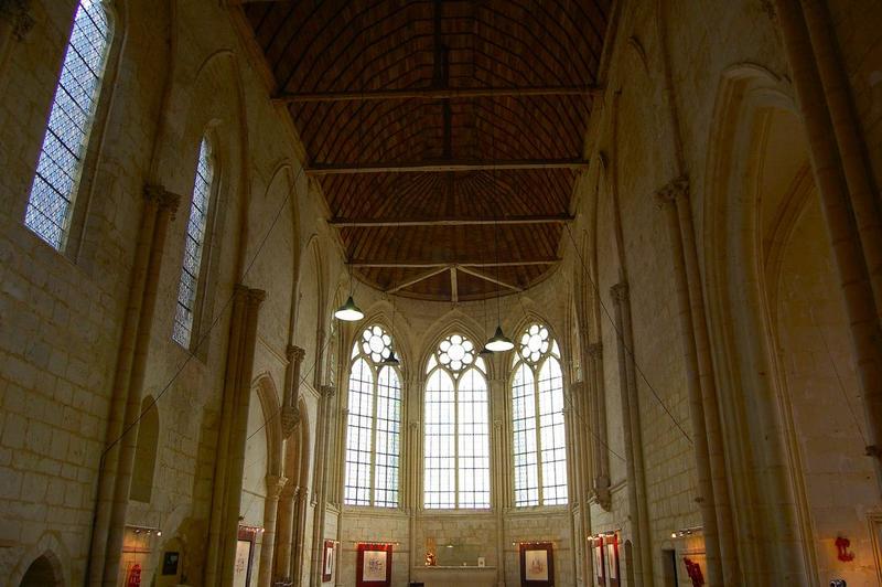 église, vue générale de la nef