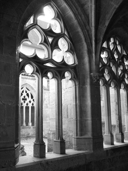 petit cloître, vue partielle