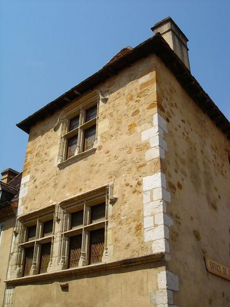 façade est sur rue, vue partielle