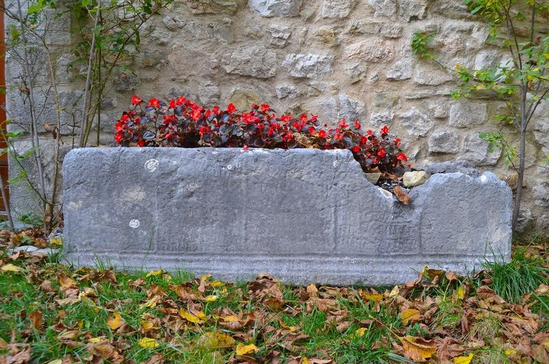 sarcophage, vue générale