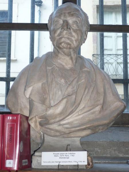buste de Prosper Jolyot de Crébillon, vue générale - © Ministère de la Culture (France), Médiathèque du patrimoine et de la photographie, diffusion RMN-GP