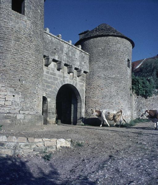 Porte du Val extra muros