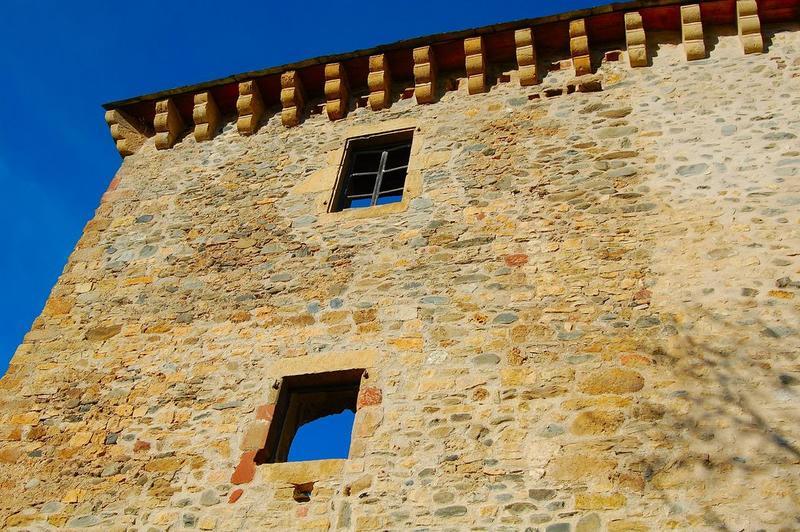 vue partielle de l'enceinte fortifiée