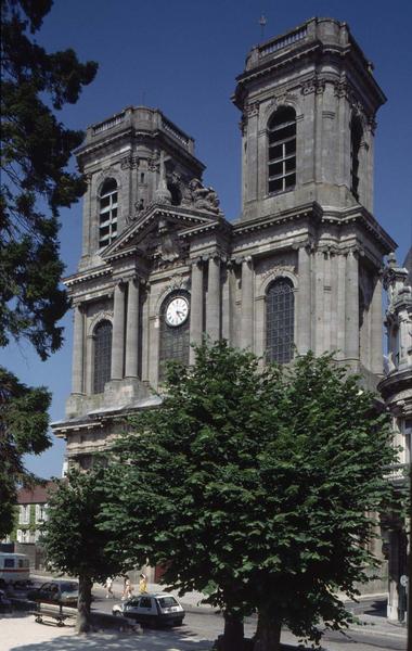 Façade ouest et tours