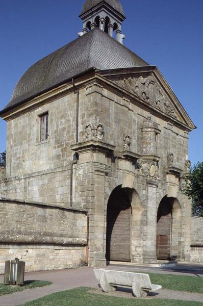 Porte des anciens remparts, côté sud extra-muros