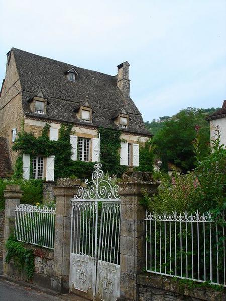 Vue générale de la façade