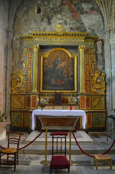 autel, retable, tableau : Vierge à l'Enfant entourée par des anges, vue générale - © Ministère de la Culture (France), Médiathèque du patrimoine et de la photographie, diffusion RMN-GP