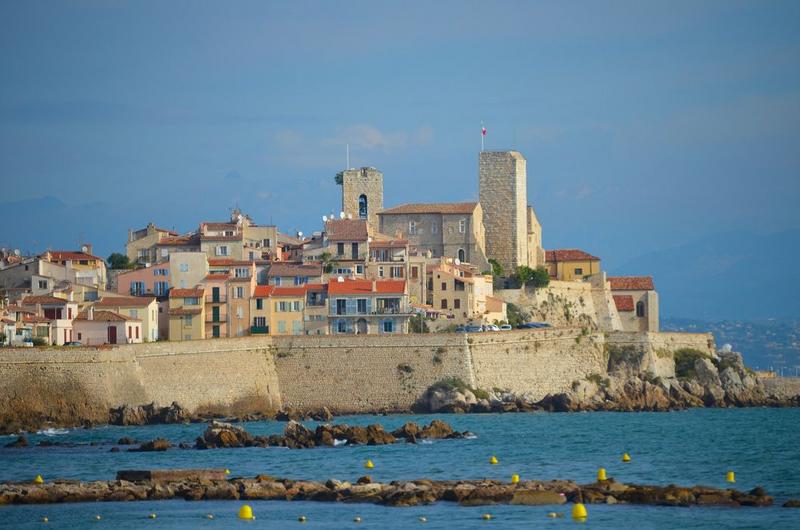 vue générale du château dans son environnement