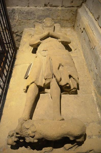 monument funéraire (gisant) d'un chevalier, vue générale - © Ministère de la Culture (France), Médiathèque du patrimoine et de la photographie, diffusion RMN-GP