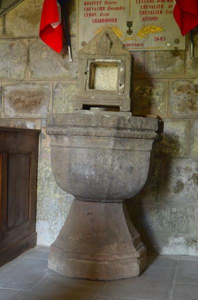 Ancienne cuve baptismale