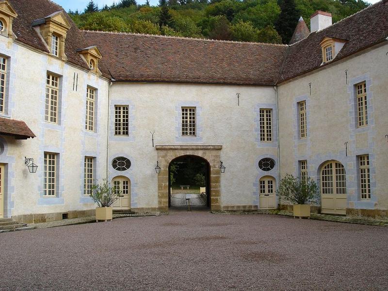 cour intérieure, façades ouest, sud et nord, vue générale