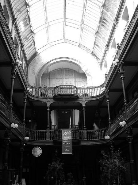 grand hall, vue partielle