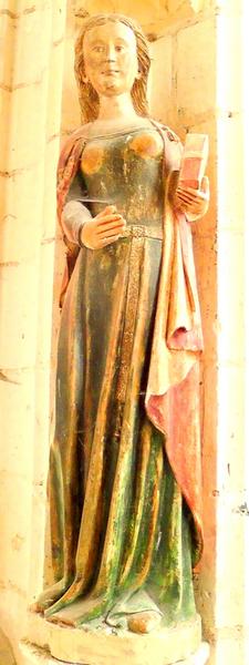 statue : sainte Menéhoulde, vue générale - © Ministère de la Culture (France), Médiathèque du patrimoine et de la photographie, diffusion RMN-GP