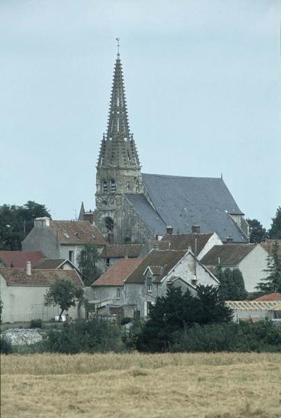 Ensemble sud-ouest et maisons environnantes