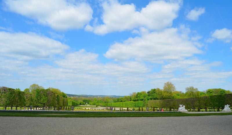 vue générale du parc depuis la terrasse du château