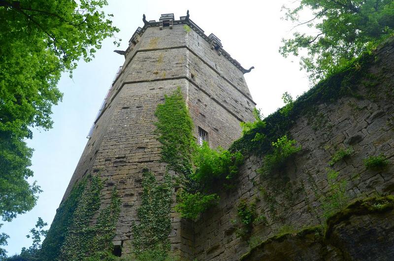 tour du château, vue générale