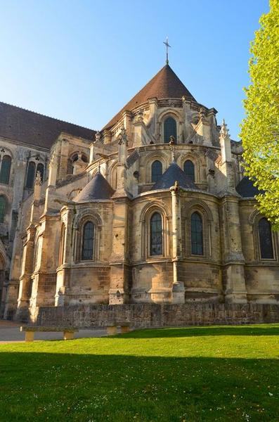 Ancienne cathédrale (église Notre-Dame) et ses annexes