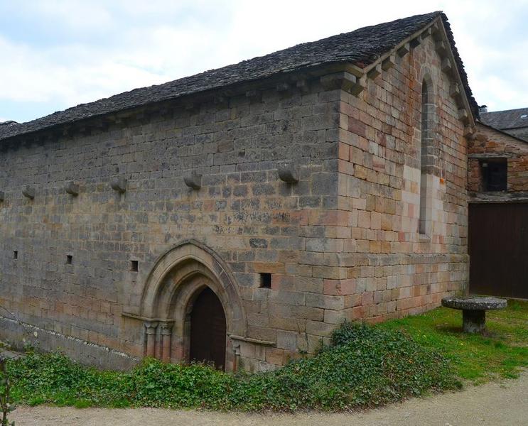 église, flanc nord, vue partielle